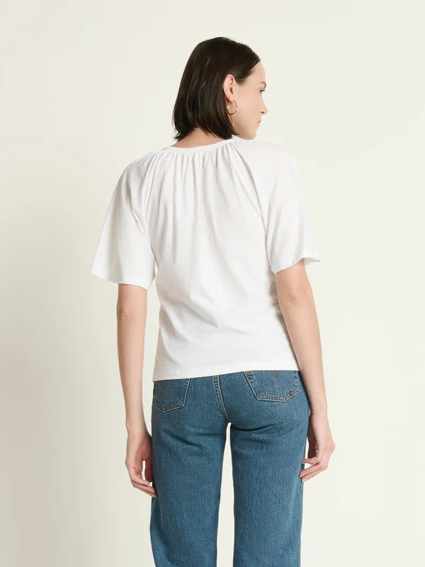 TRACY KEYHOLE TOP (WHITE) - NATION