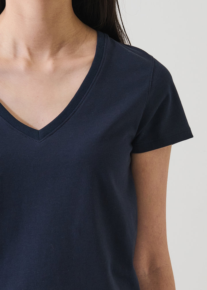 S/S ICONIC PIMA STRETCH FITTED V-NECK (MIDNIGHT) - PATRICK ASSARAF