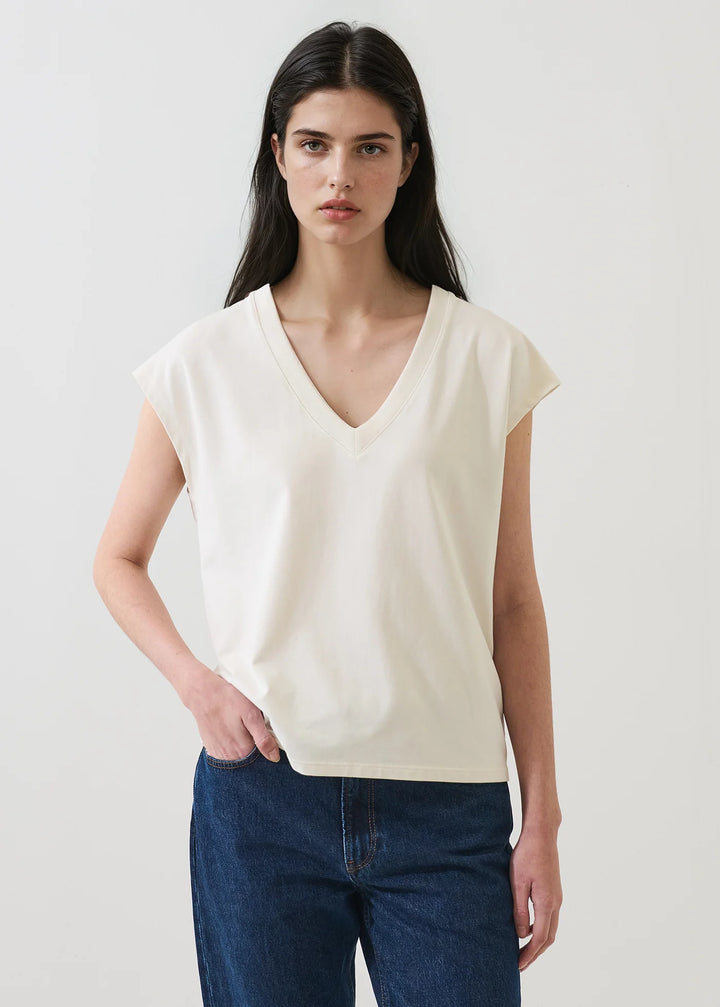 S/S ICONIC V-NECK DOLMAN TEE (CHALK) - PATRICK ASSARAF