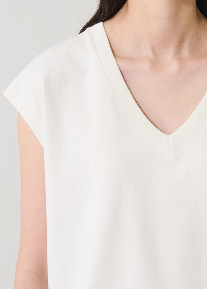 S/S ICONIC V-NECK DOLMAN TEE (CHALK) - PATRICK ASSARAF