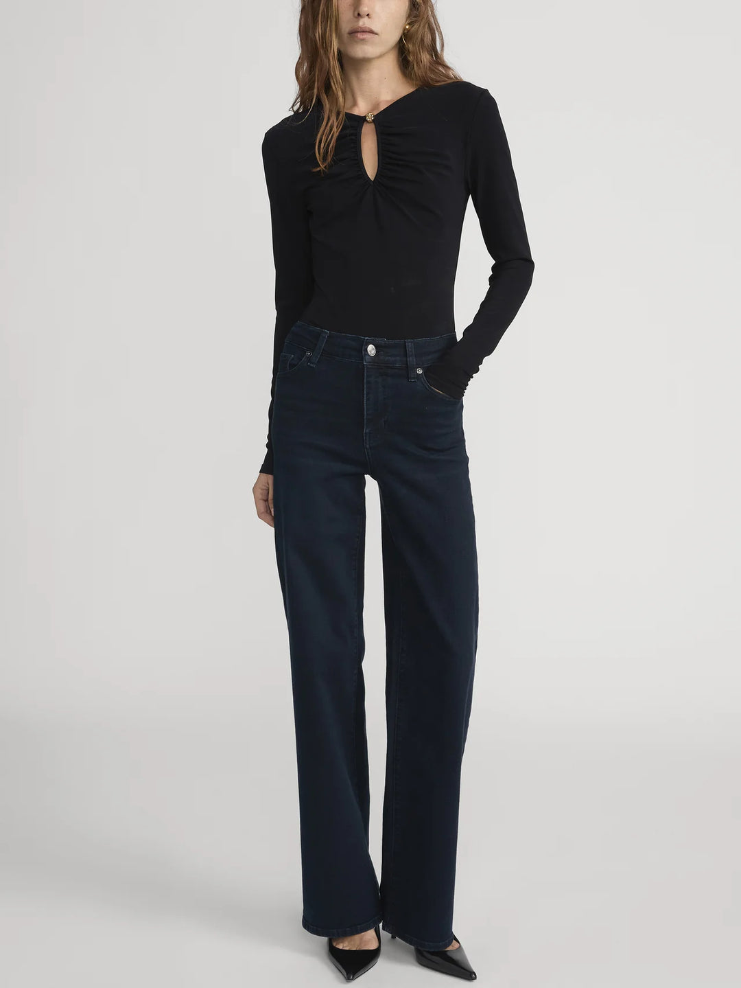 THE KEYHOLE TOP (BLACK) - FRAME