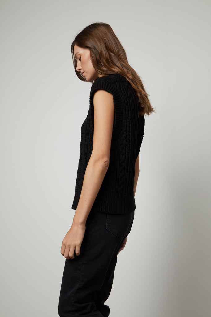 HADDEN PIMA COTTON VEST (BLACK) - VELVET