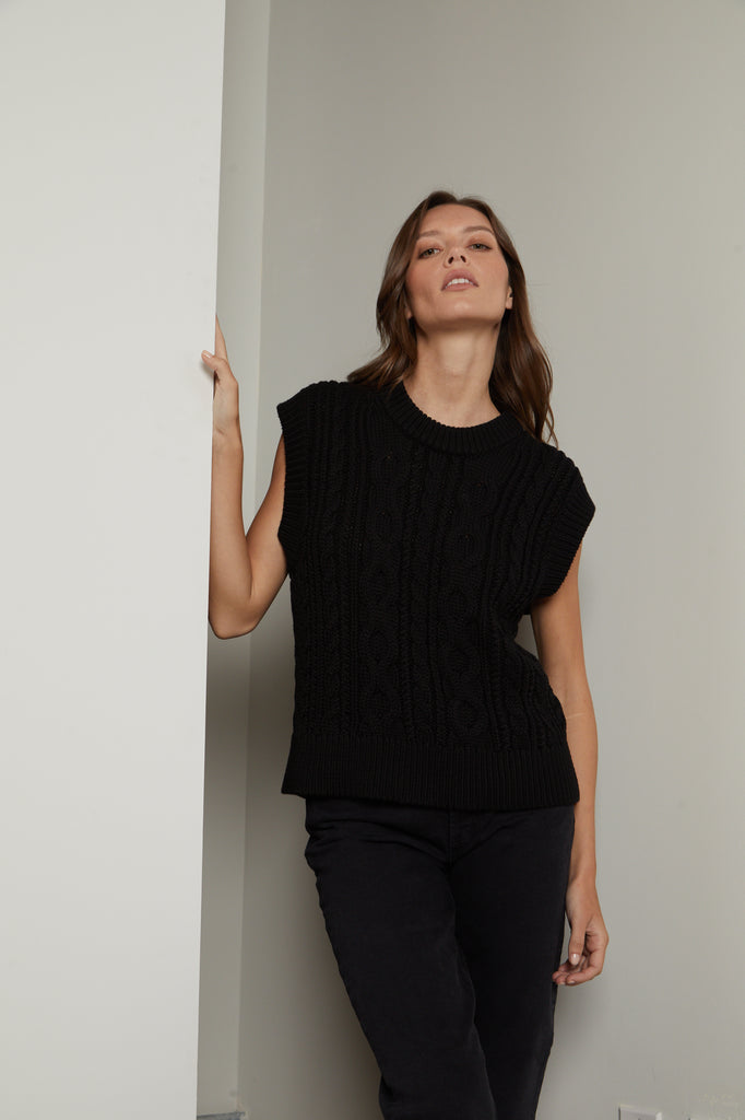 HADDEN PIMA COTTON VEST (BLACK) - VELVET