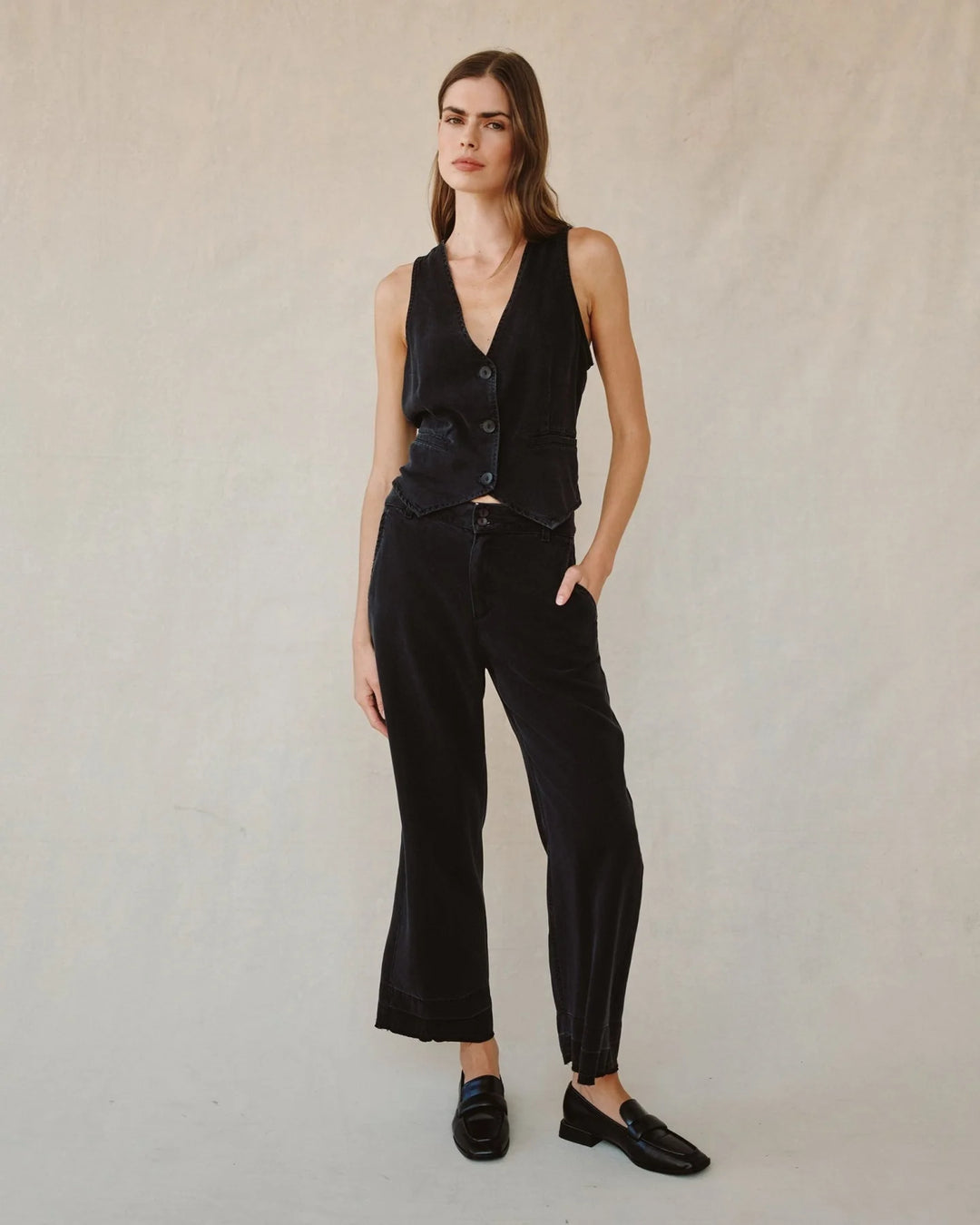 CINCH BACK VEST (DARK GRAPHITE WASH) - BELLA DAHL