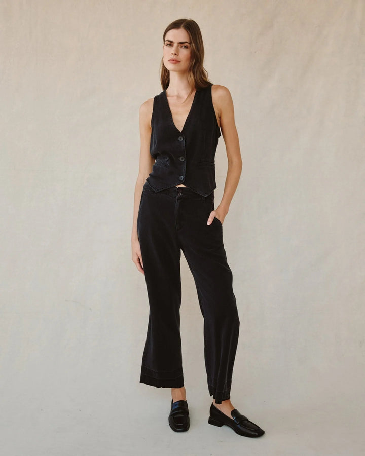 CINCH BACK VEST (DARK GRAPHITE WASH) - BELLA DAHL