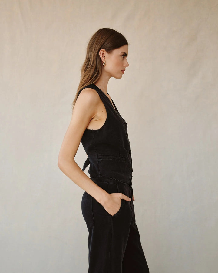 CINCH BACK VEST (DARK GRAPHITE WASH) - BELLA DAHL