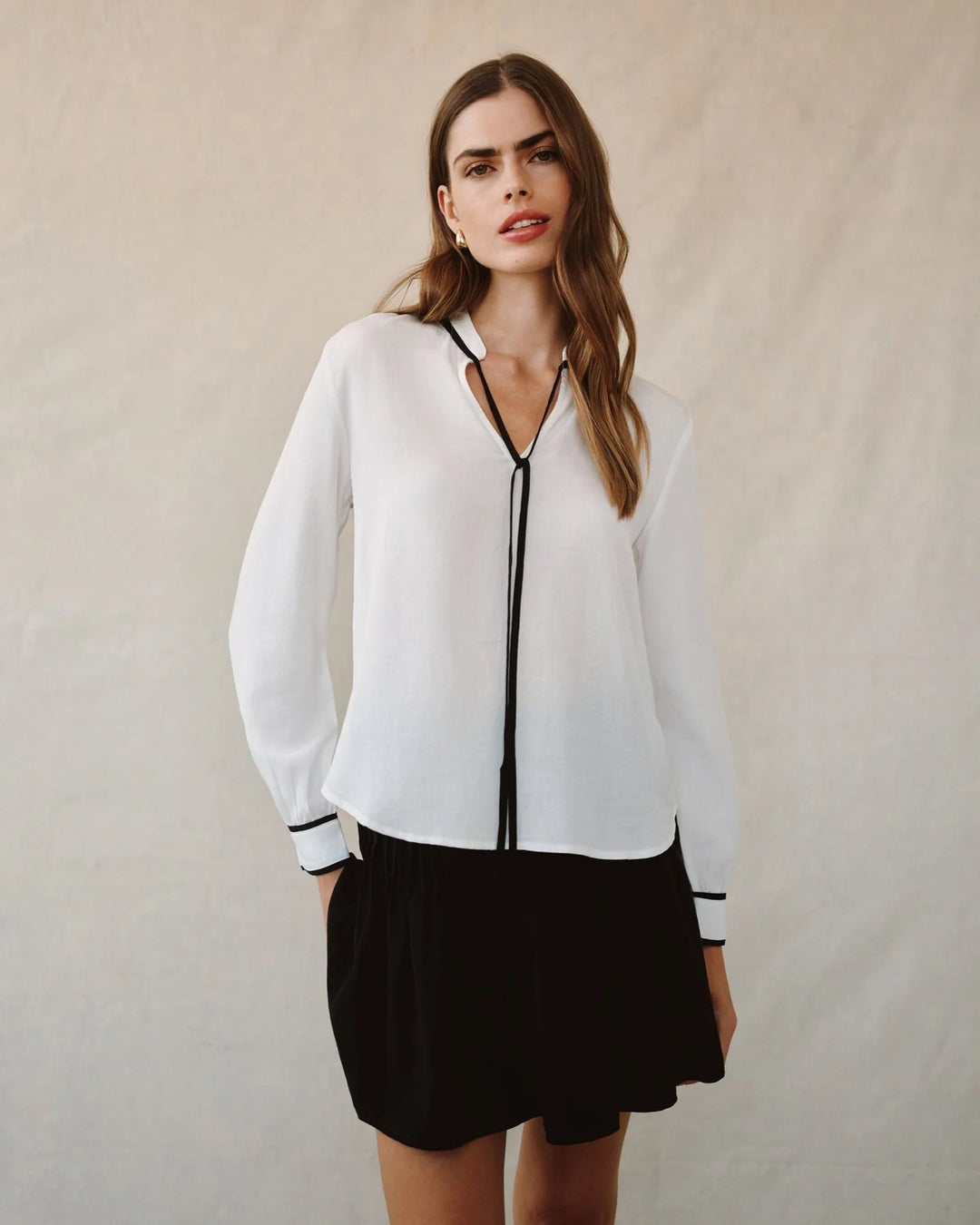 CONTRAST TRIM LONG SLEEVE PULLOVER (OFF-WHITE) - BELLA DAHL