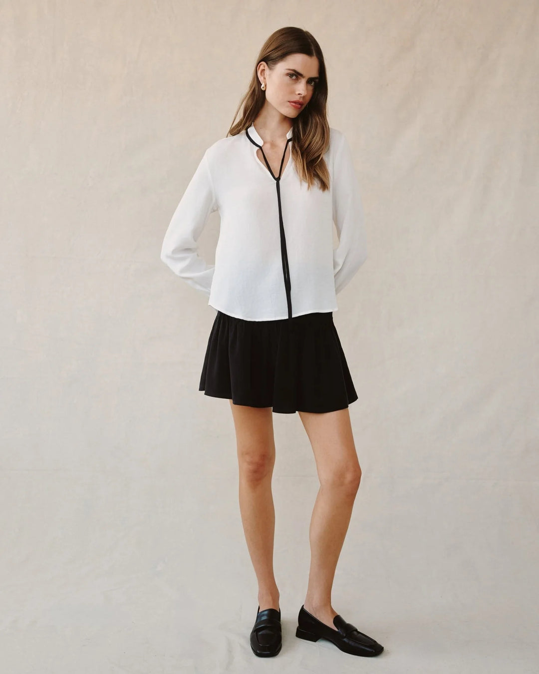 CONTRAST TRIM LONG SLEEVE PULLOVER (OFF-WHITE) - BELLA DAHL