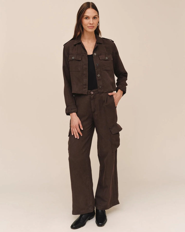 CROPPED UTILITY JACKET WITH FRAY HEM (DARK ROAST) - BELLA DAHL