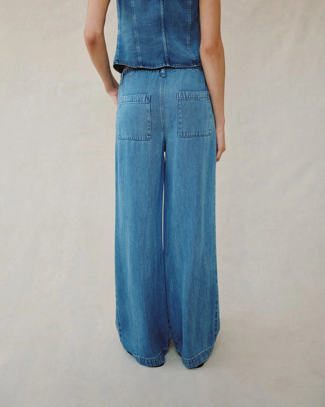 DRAWSTRING JEAN (MEDIUM VINTAGE WASH) - BELLA DAHL