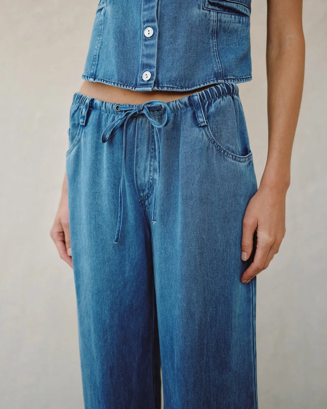 DRAWSTRING JEAN (MEDIUM VINTAGE WASH) - BELLA DAHL