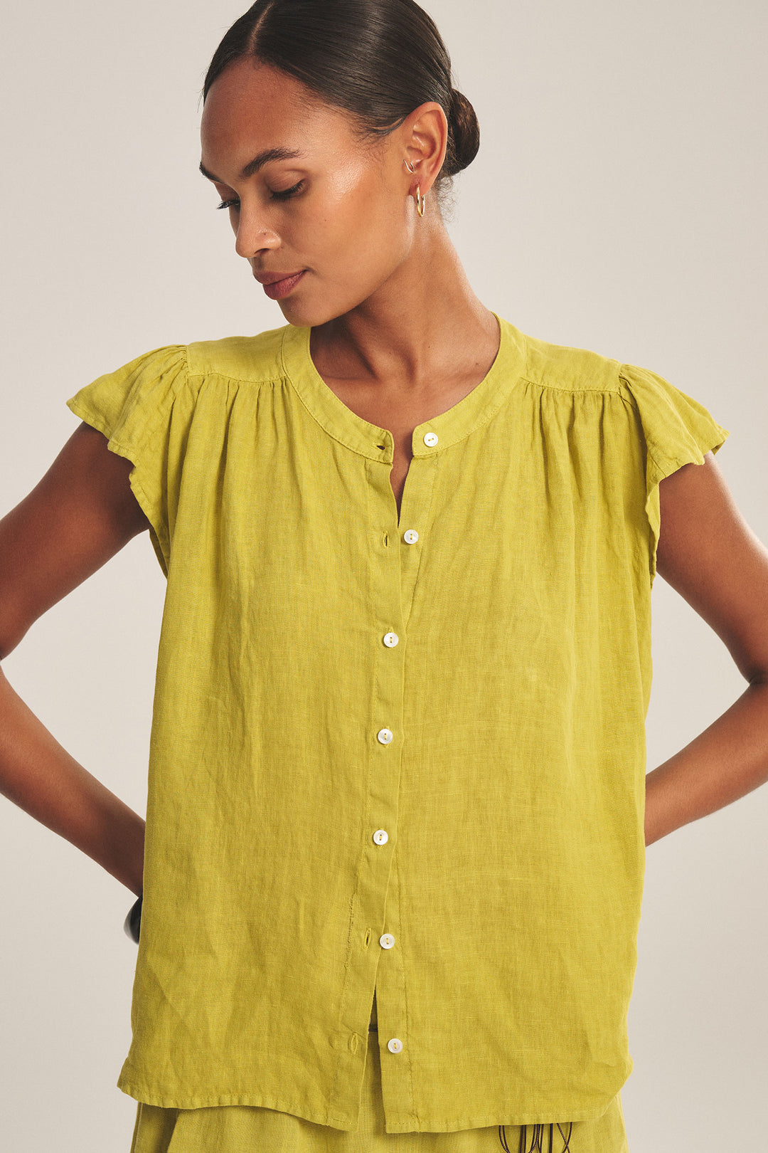 JANEY WOVEN LINEN TOP (CITRON) - VELVET