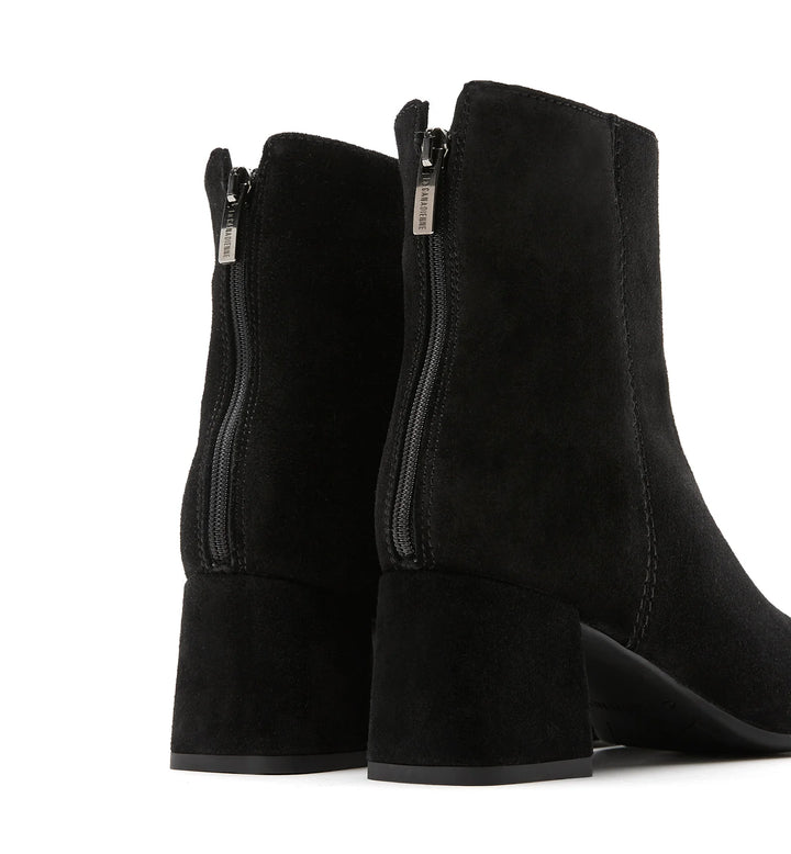 JASON SUEDE BOOTIE (BLACK) - LA CANADIENNE
