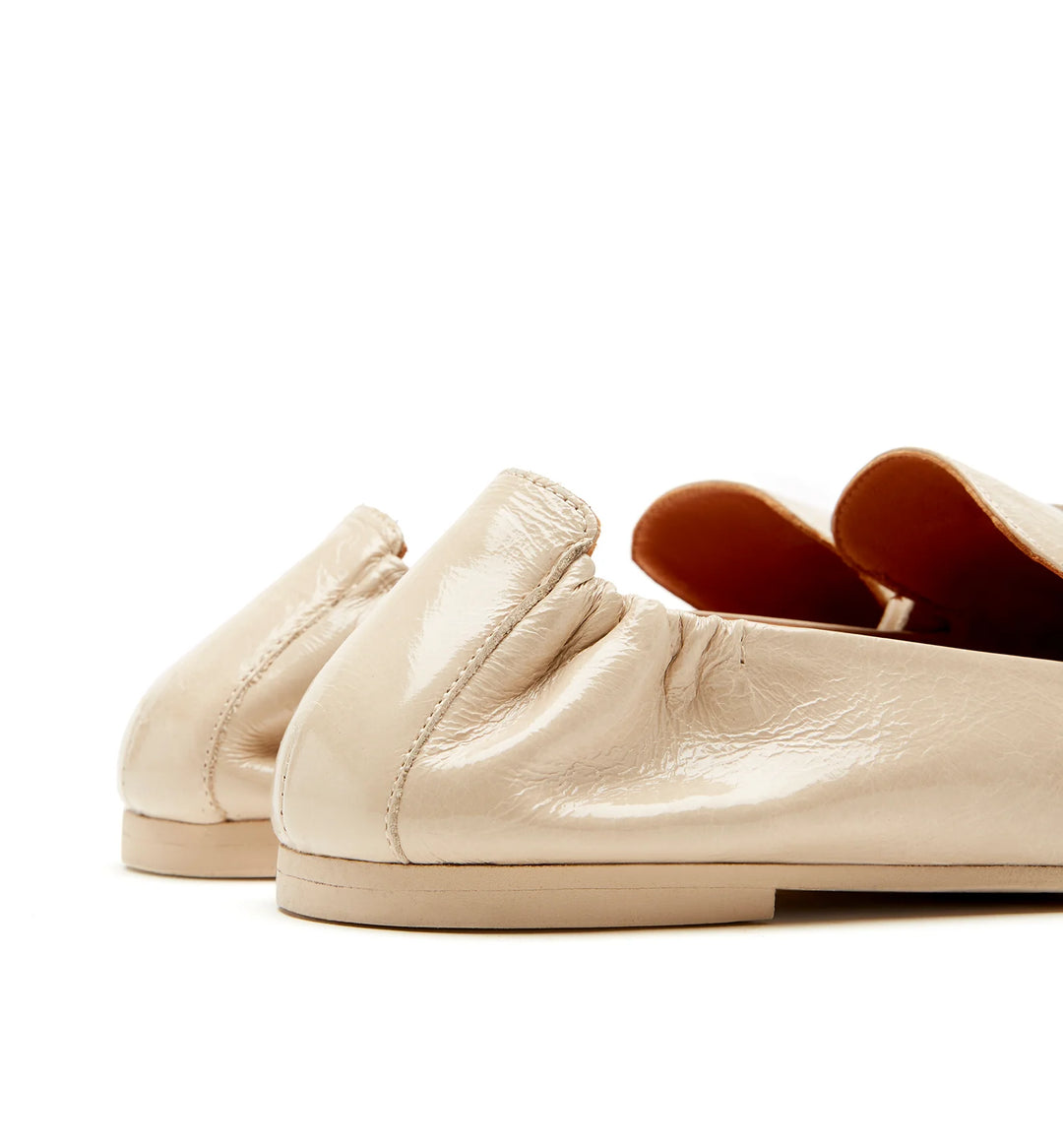 KITSON LOAFER (BEIGE) - LA CANADIENNE