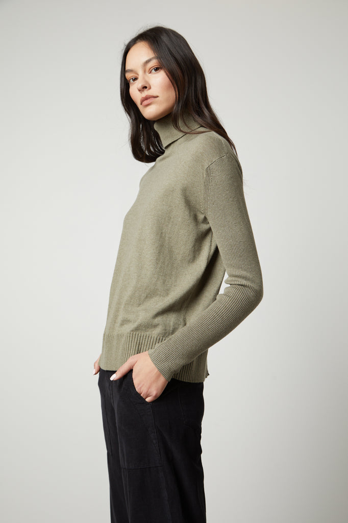 SALLY COTTON CASHMERE LIGHTWEIGHT SWEATER (OLIVE) - VELVET