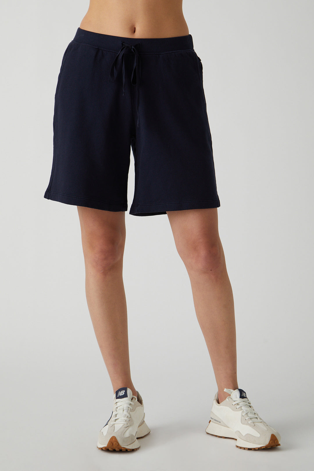 LUE SWEATSHORT (NAVY) - VELVET