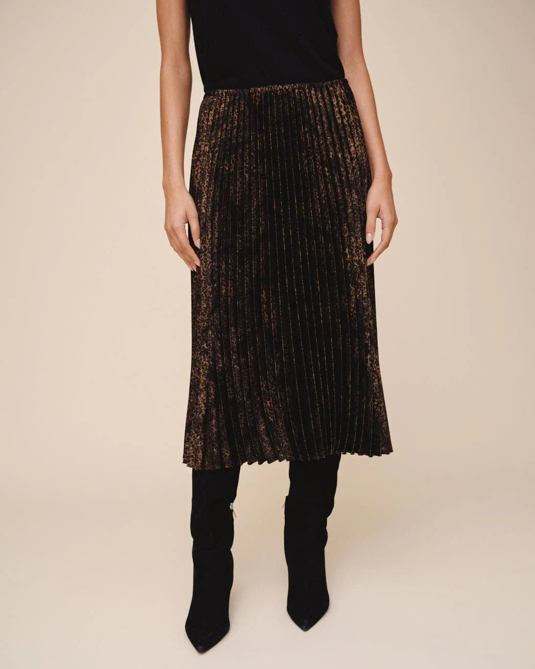 PLEATED MAXI LENGTH SKIRT (MICRO LEOPARD) - BELLA DAHL