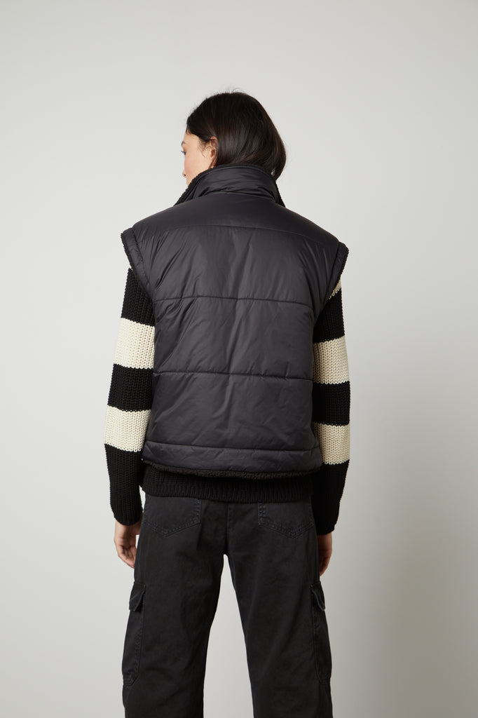 ALICIA PUFFER SHERPA VEST (BLACK) - VELVET