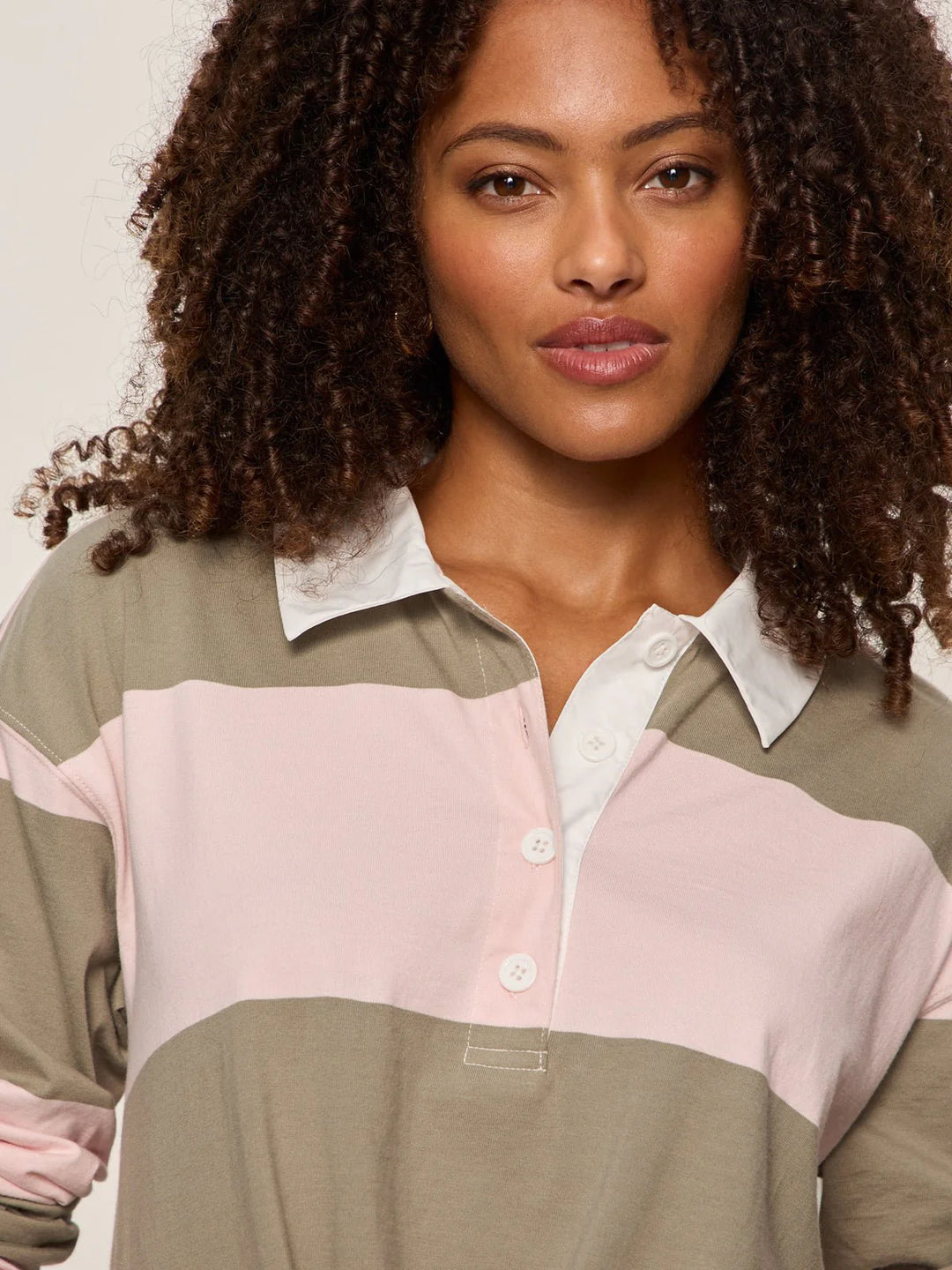 RUGBY TIE FRONT TEE (OXYGEN PINK/OLIVE) - SANCTUARY