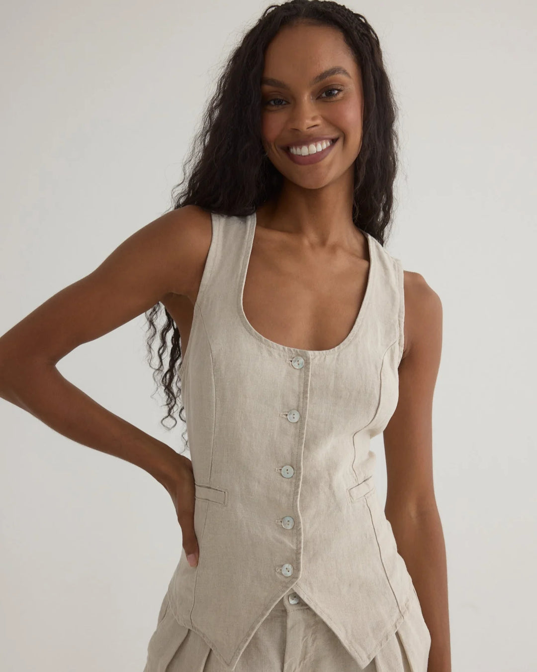 SCOOP NECK LINEN VEST - BELLA DAHL