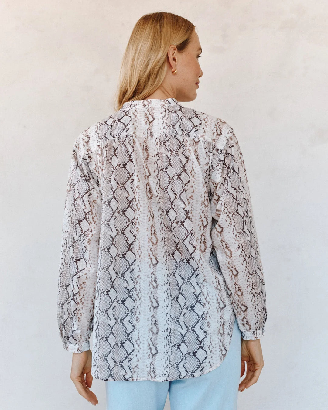 SHIRRED MANDARIN COLLAR SHIRT (BLUSH SNAKE PRINT) - BELLA DAHL