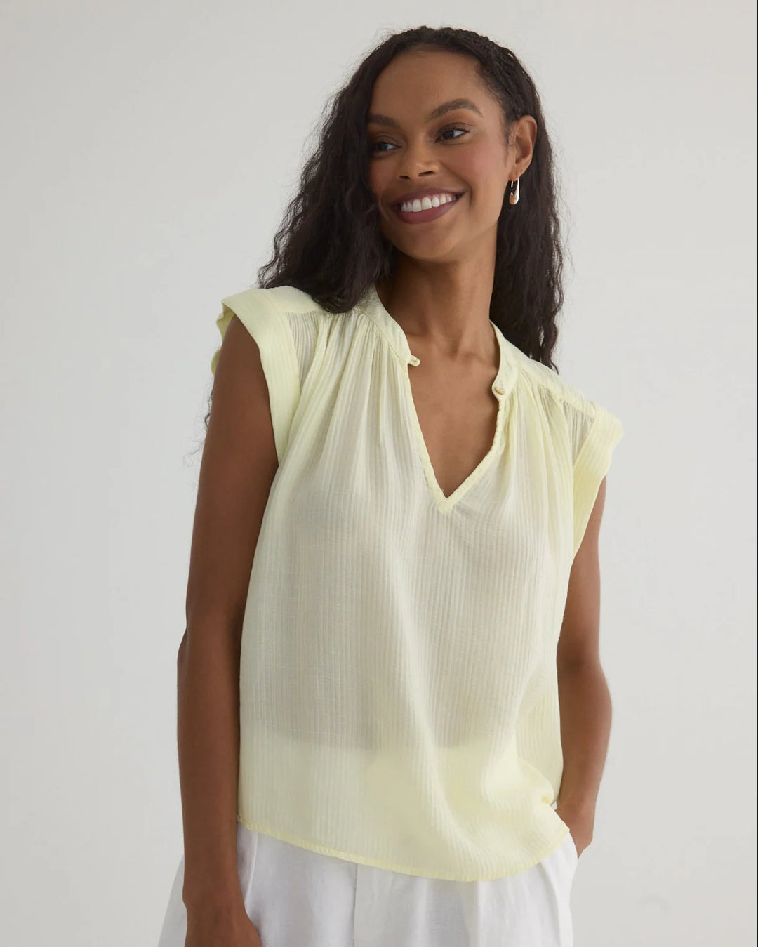 SHIRRED PULLOVER CAP SLEEVE TOP - BELLA DAHL
