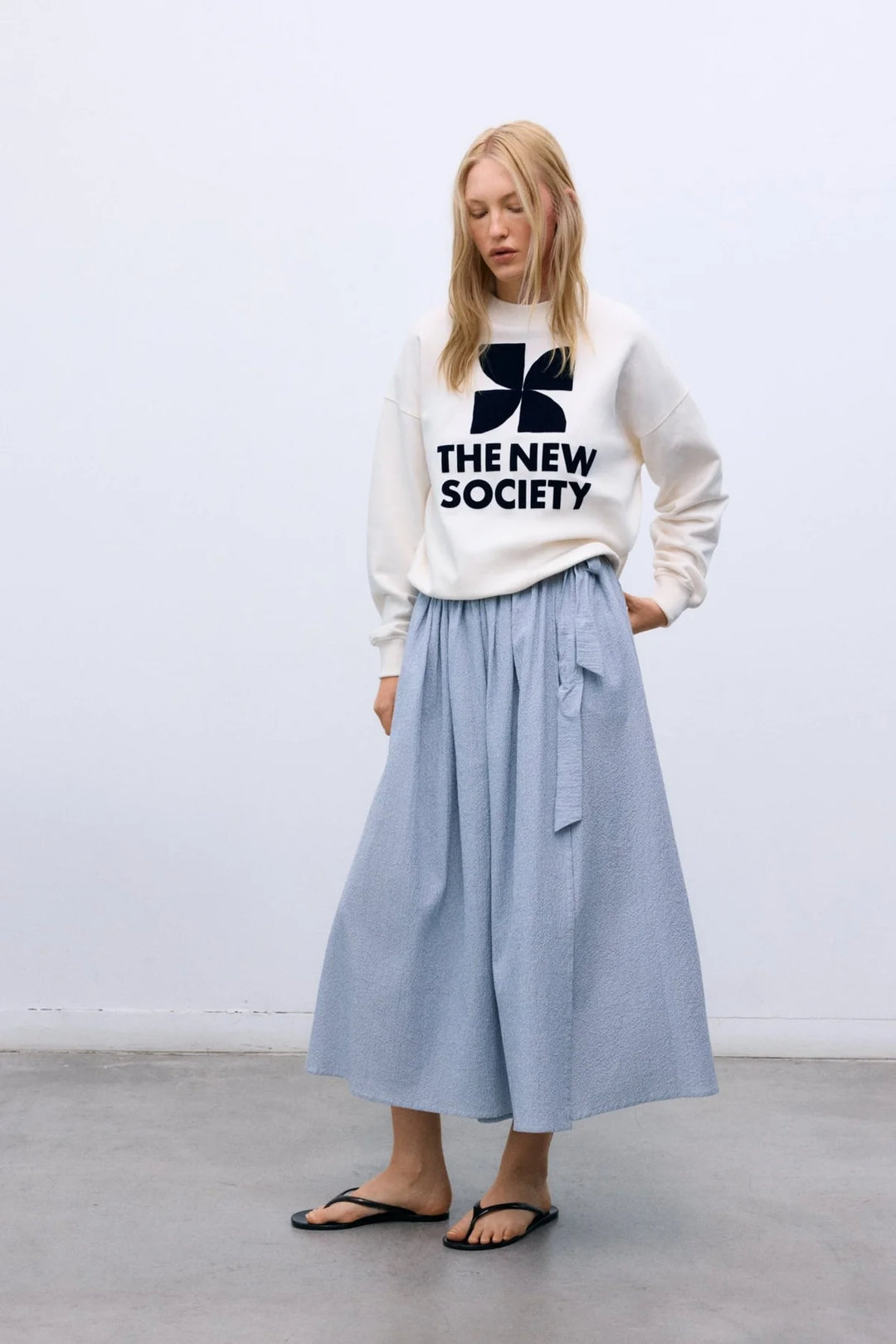 CLOE LONG SKIRT (SUMMER MIDNIGHT PINSTRIPE) - NEW SOCIETY