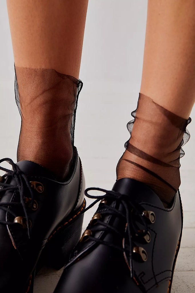 THE MOMENT SHEER SOCKS - FREE PEOPLE