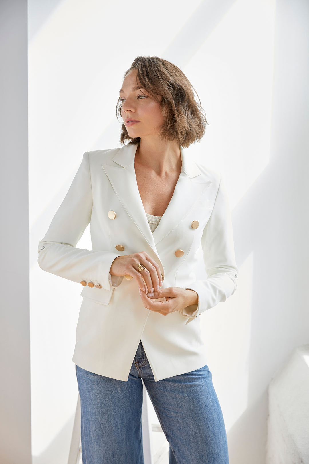 JAMES DOUBLE BREASTED STRETCH BLAZER (WHITE) - ADROIT