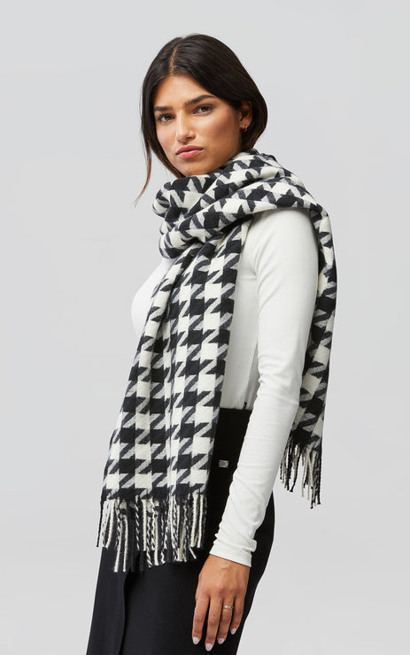 SANIA HOUNDSTOOTH SCARF (BLACK) - SOIA & KYO