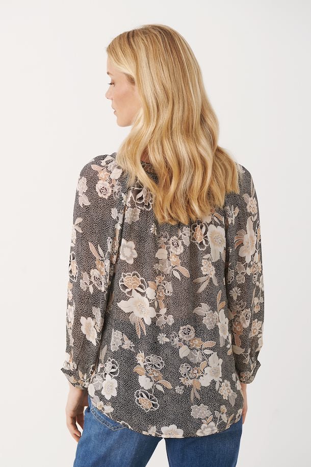 ERDONAE BLOUSE (BLACK WALLPAPER) - PART TWO
