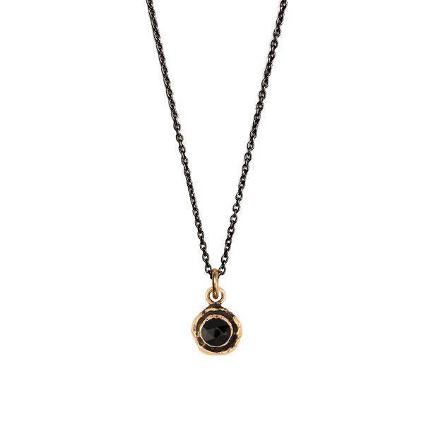 SMALL BLACK ONYX FACETED STONE NECKLACE - PYRRHA