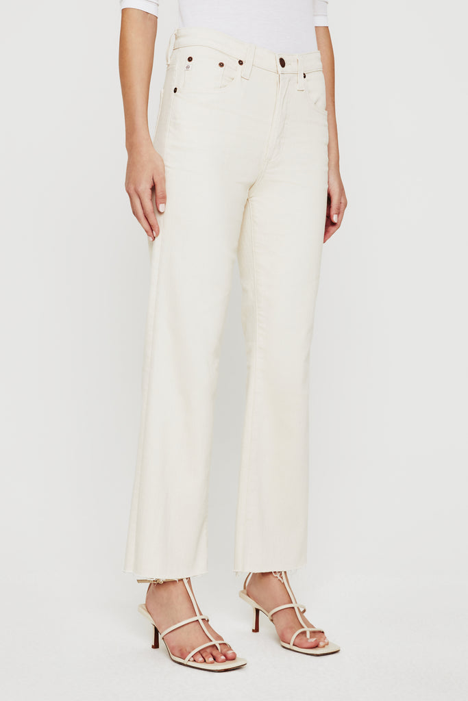 KINSLEY CROP FLARE (1 YEAR SOFT SANDS) - A.G. DENIM