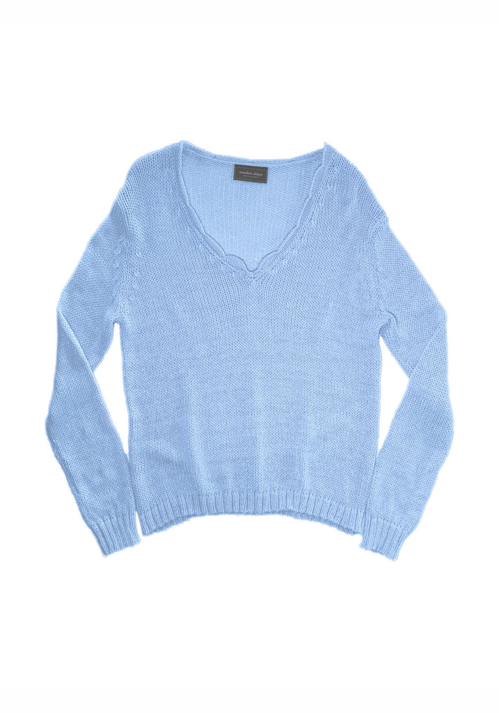 SCALLOPED V-NECK (BEACH) - WOODEN SHIPS
